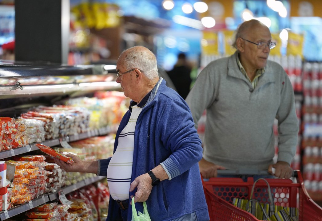La inflación de octubre se afianza alrededor del 2%, con alimentos y combustibles como motores