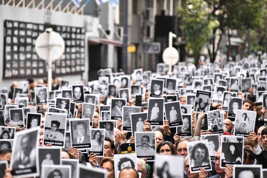 Atentado a la AMIA: definen si se realiza el juicio en ausencia contra 10 acusados iraníes y libaneses